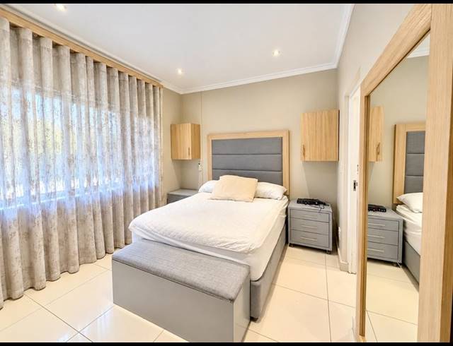 2 BEDROOM APARTMENT FOR SALE IN NEW TOWN CENTRE